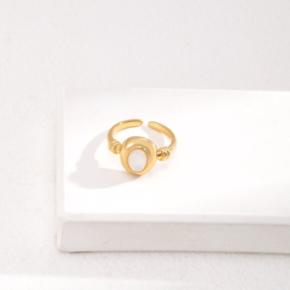 ✨ Artisan Original Design Mother of Pearl Wrapped Band Solitaire Ring | S925 - Picture 1 of 12